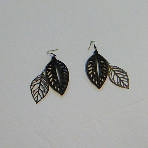 2 in one feather earrings - Picture 5 of 7
